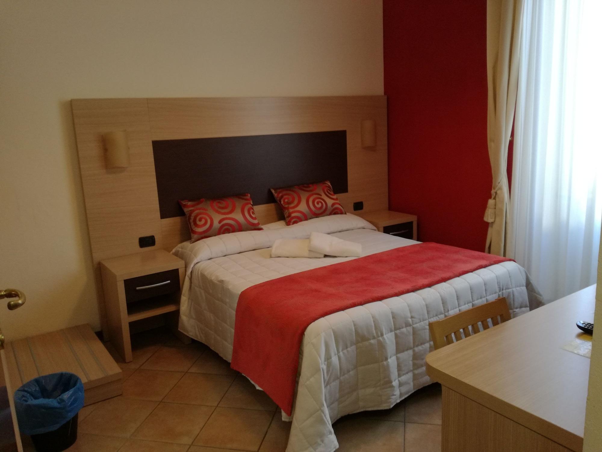 Hotel Playa Виареджо Екстериор снимка