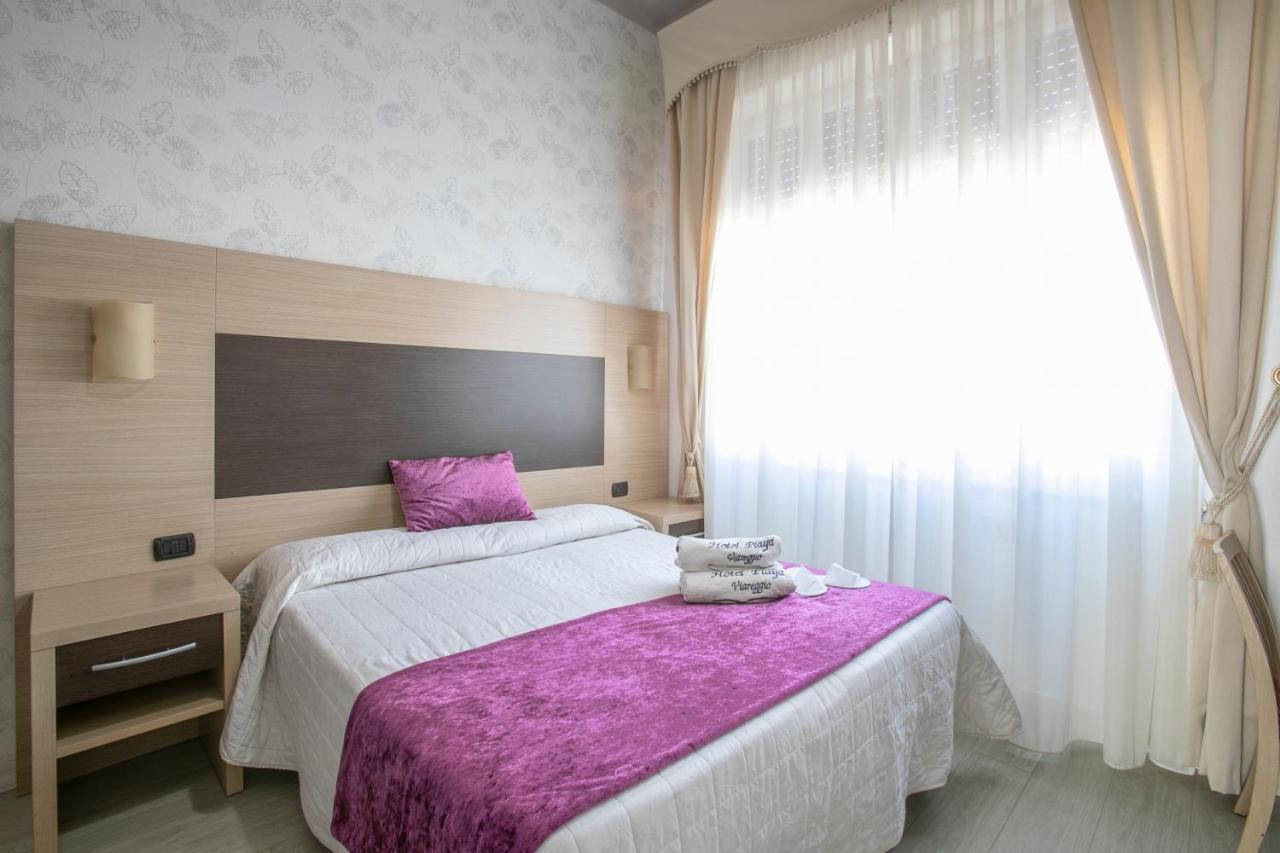 Hotel Playa Виареджо Екстериор снимка